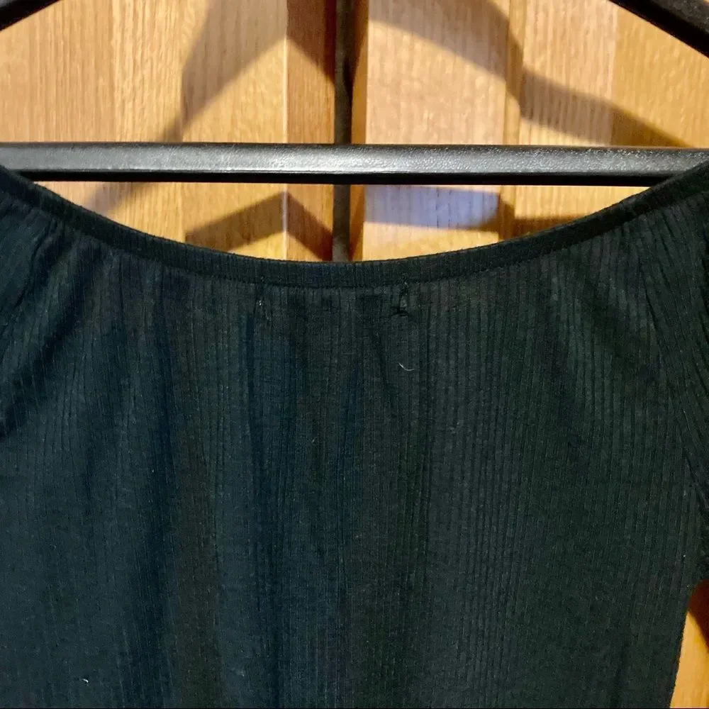 Criss Cross Sexy Black Ribbed Crop Top Sweater by ALMOST FAMOUS Womens Medium